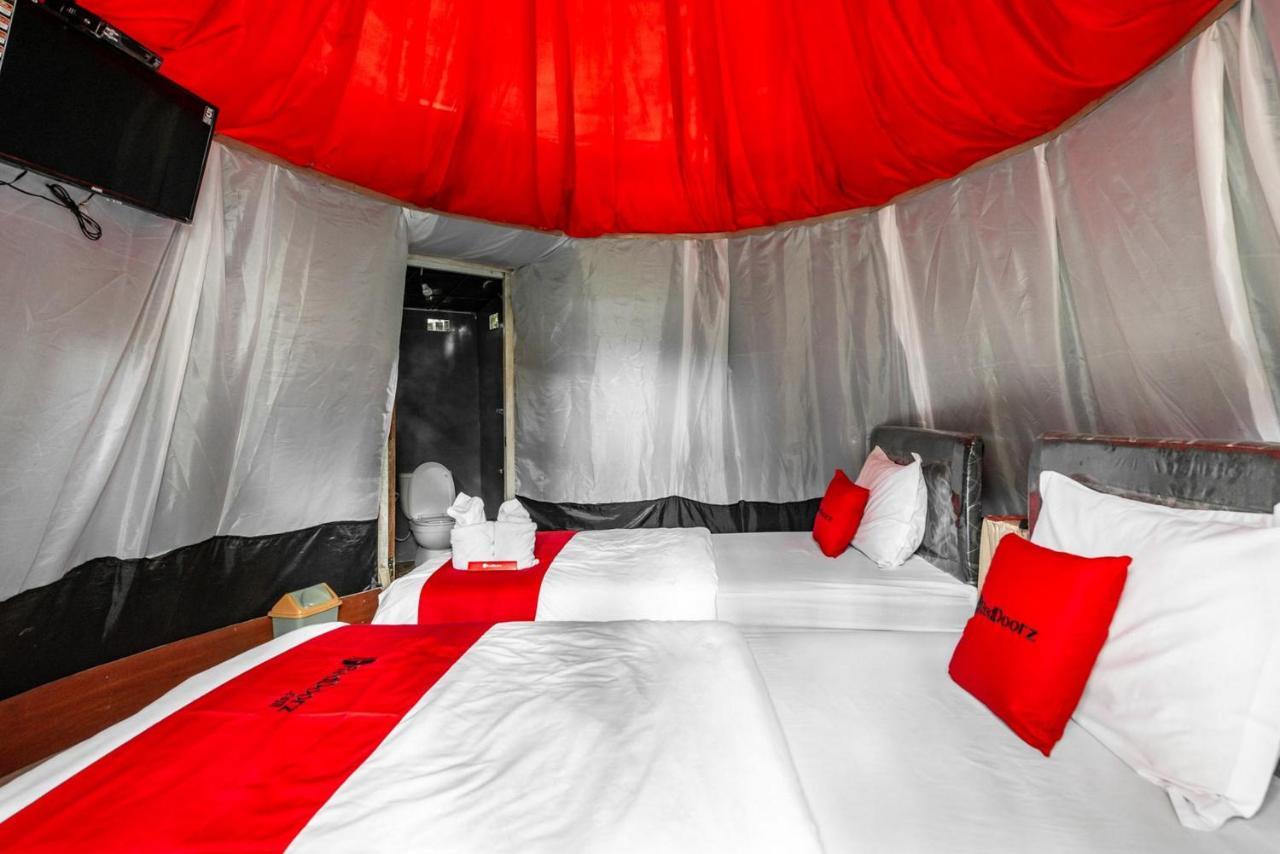 Reddoorz @ Apache Camp Hotel Batu  Exterior photo
